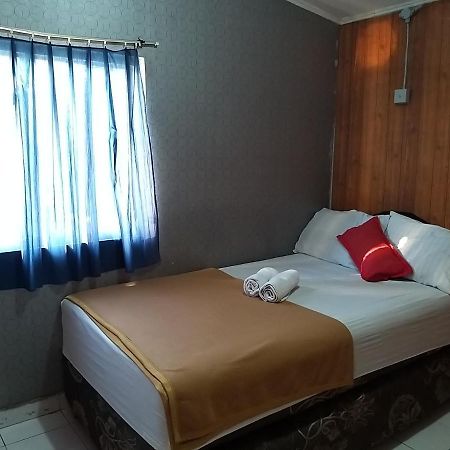 Venice Guest House Redpartner Jakarta Buitenkant foto