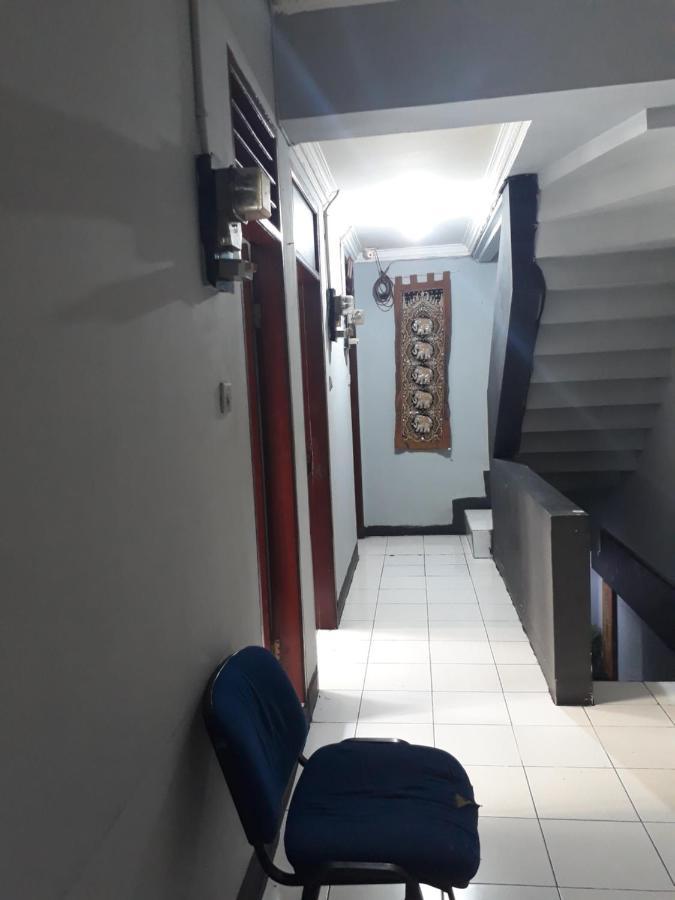 Venice Guest House Redpartner Jakarta Buitenkant foto